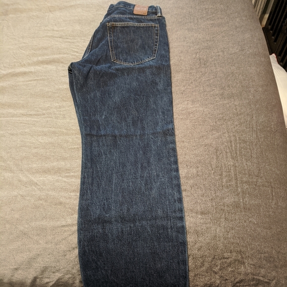 Gap jeans size 32x30 standard fit - Picture 3 of 3